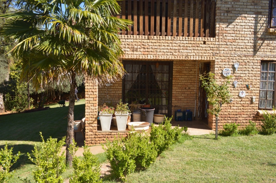 4 Bedroom Property for Sale in Doringkruin North West